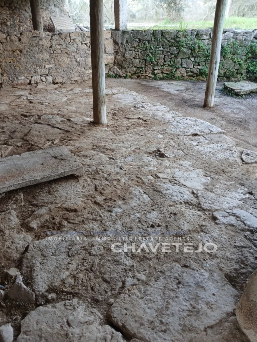 Moradia T4 para Venda em Areias e Pias Foto 33