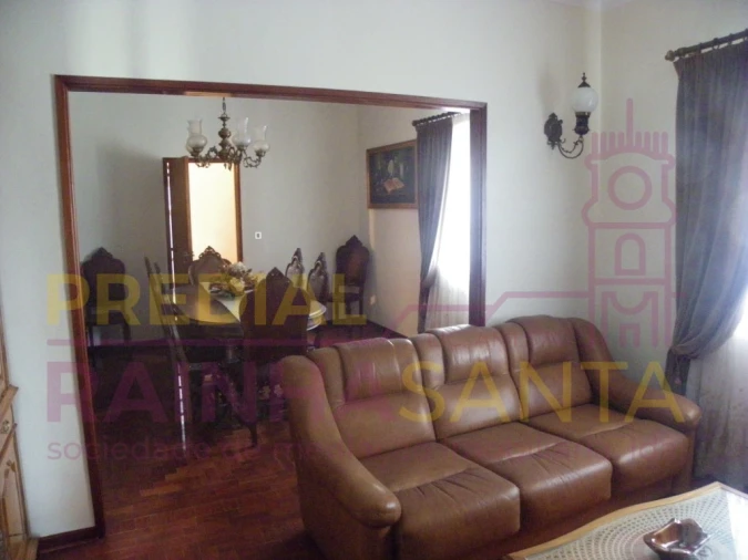 Moradia T3 para Venda em Almalagues Foto 8