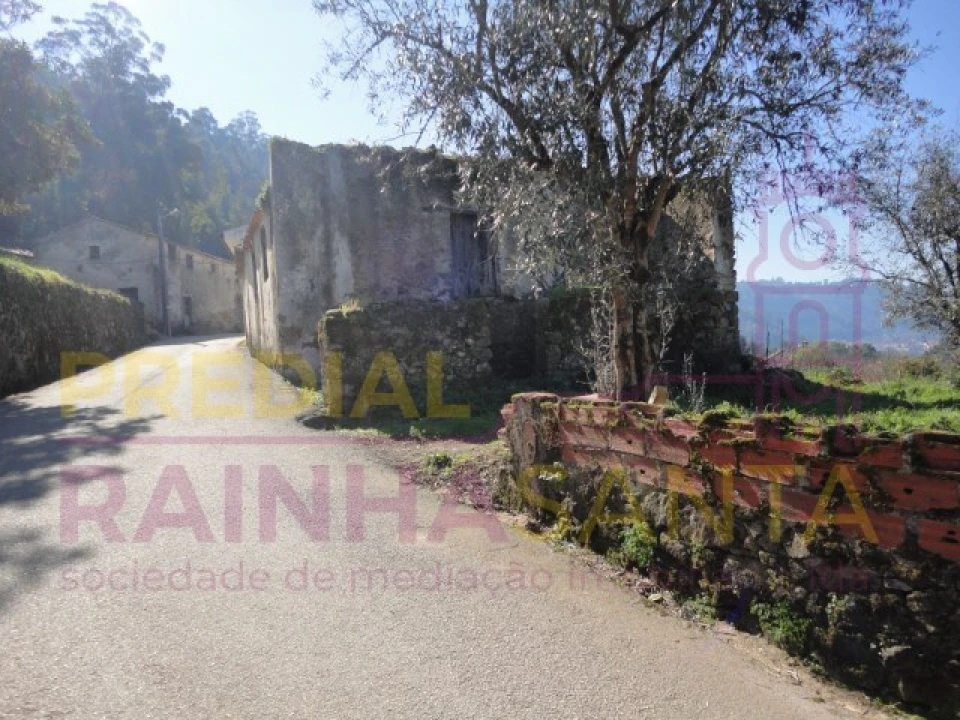 Moradia T3 para Venda em Miranda do Corvo Foto 3