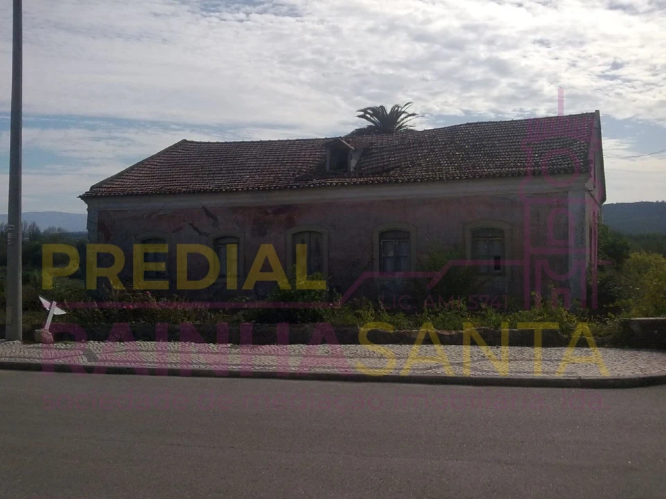 Moradia T4 para Venda em Soure Foto 2