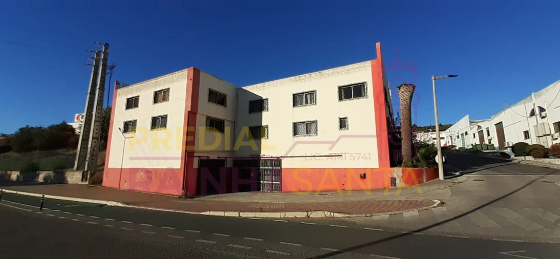 Armazém para Venda em Santa Maria, São Pedro e Matacães