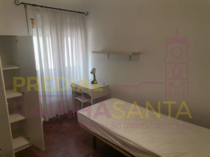 Quarto para Arrendamento em Sé Nova, Santa Cruz, Almedina e São Bartolomeu Foto 1