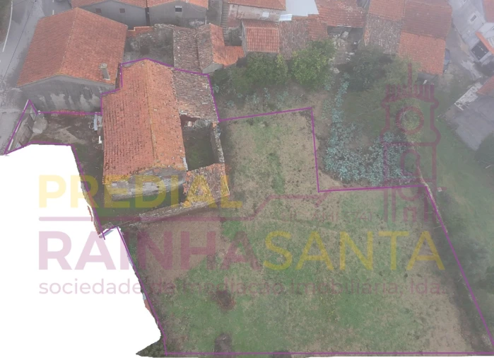 Quinta T4 para Venda em Arrifana Foto 1