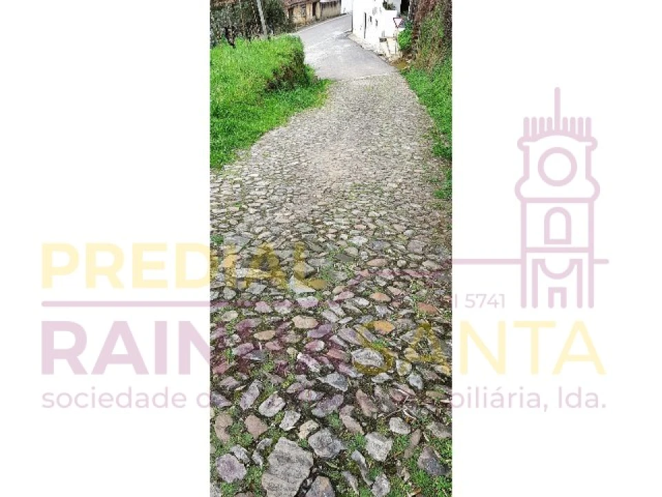 Moradia T3 para Venda em Poiares (Santo Andre) Foto 14