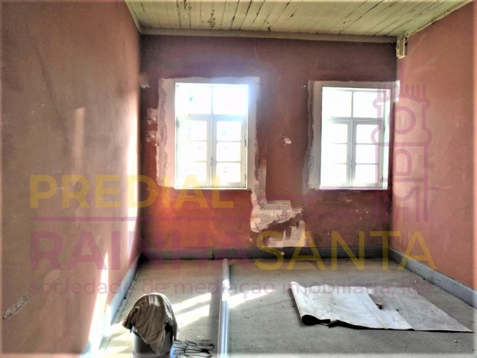 Prédio para Venda em Sé Nova, Santa Cruz, Almedina e São Bartolomeu Foto 17