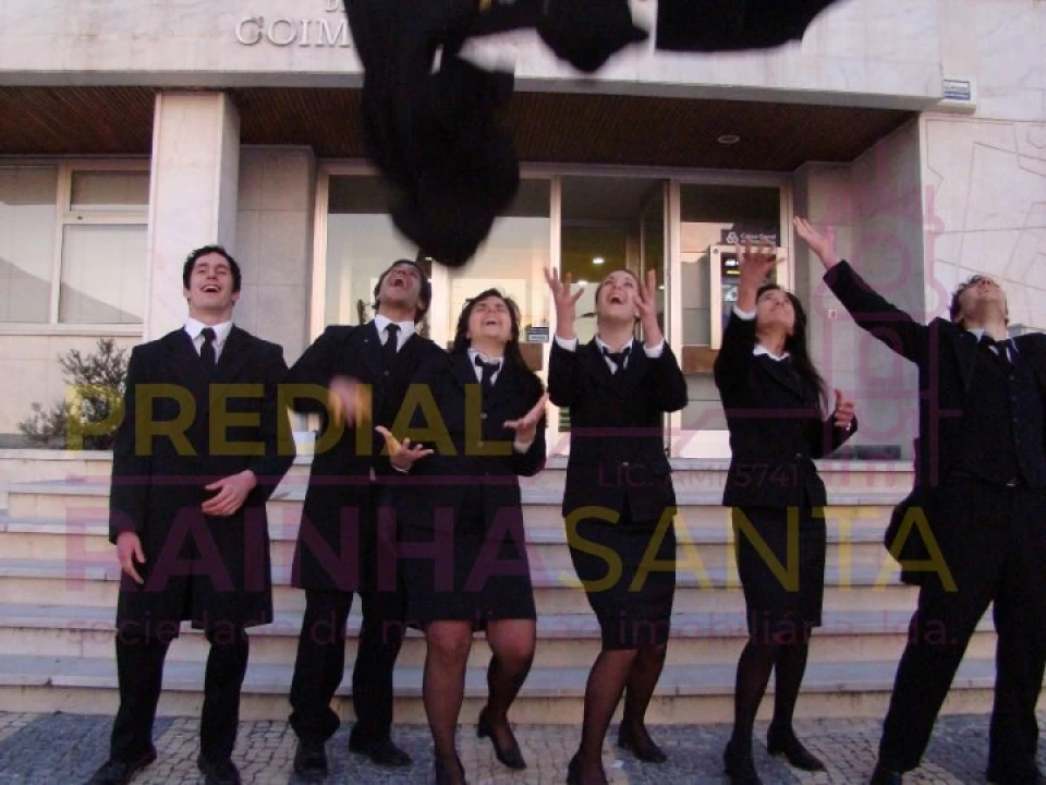 Prédio para Venda em Sé Nova, Santa Cruz, Almedina e São Bartolomeu Foto 16