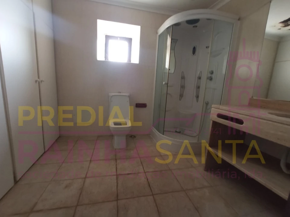 Moradia T5 para Venda em Abrunheira, Verride e Vila Nova da Barca Foto 14