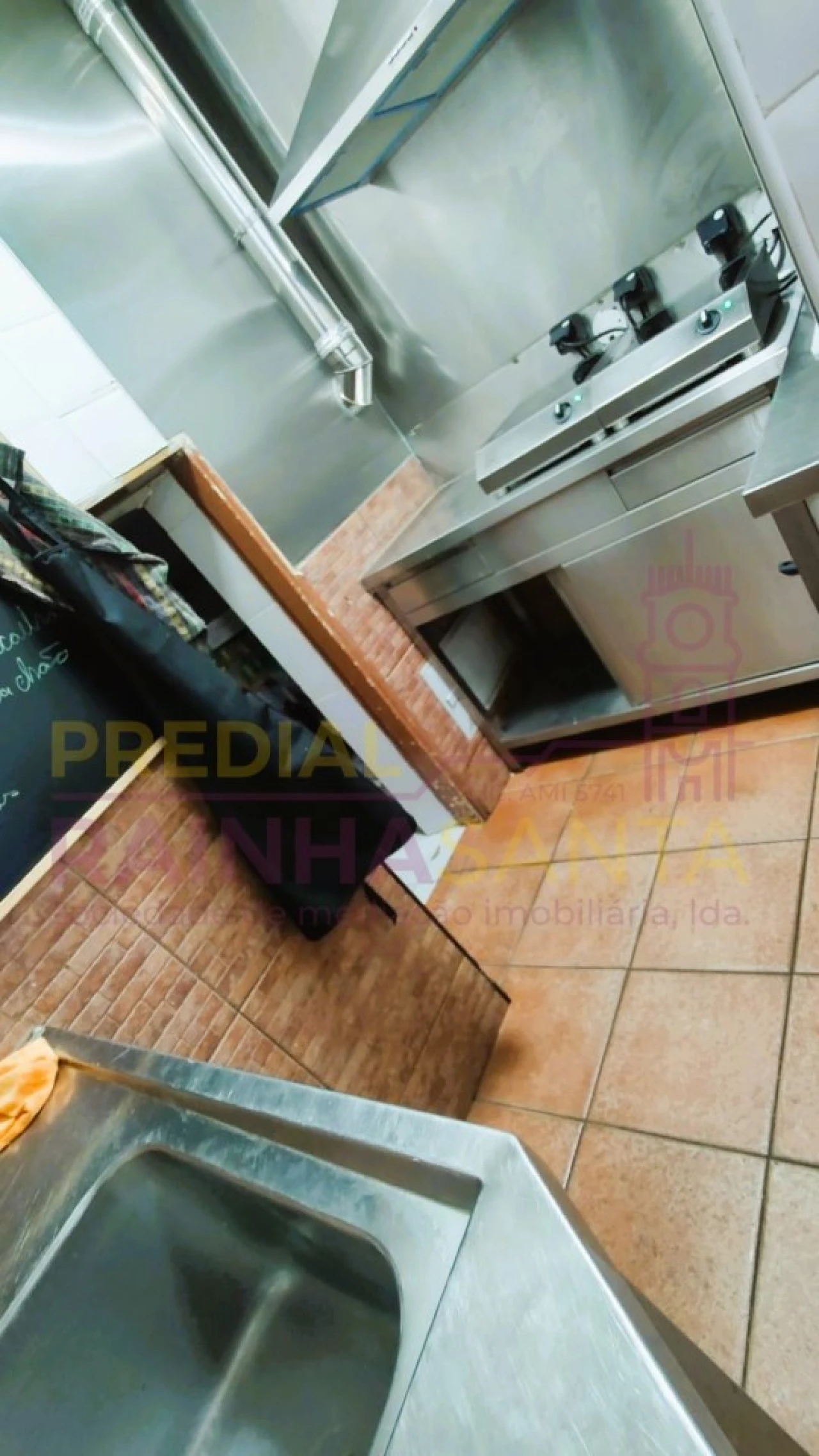 Negócio para Venda em Santo Antonio dos Olivais Foto 9