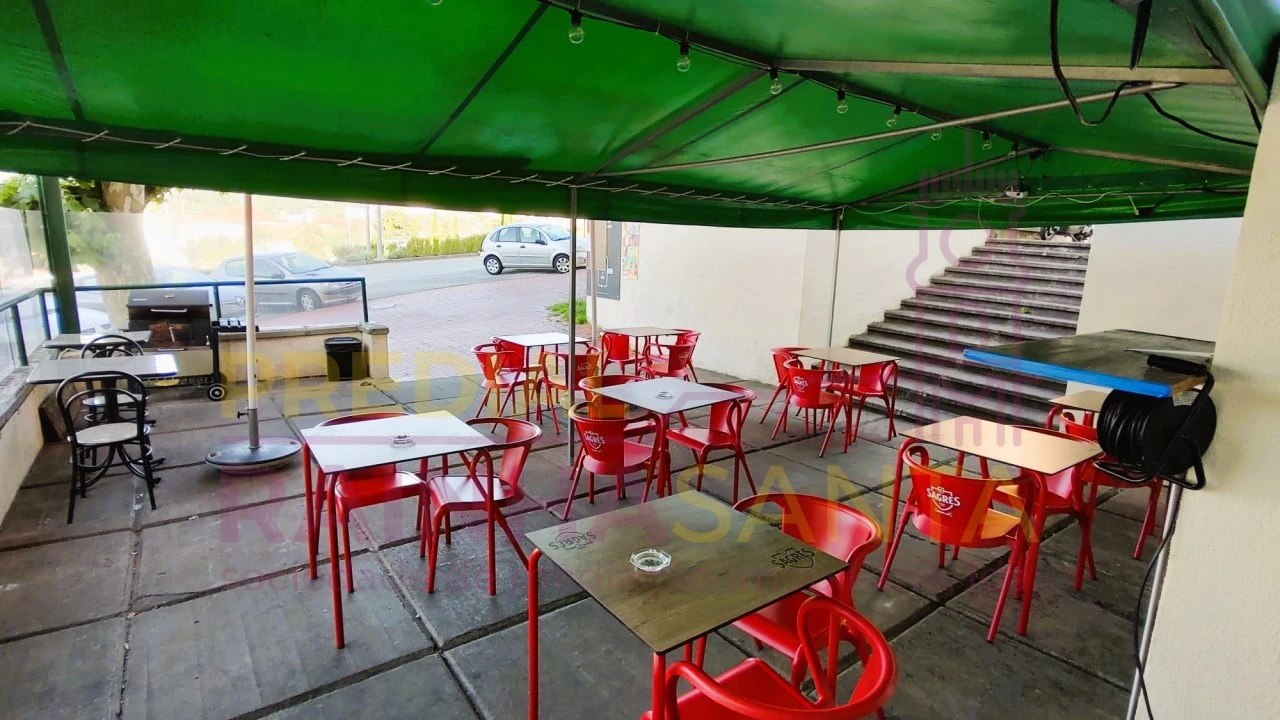 Negócio para Venda em Santo Antonio dos Olivais Foto 12