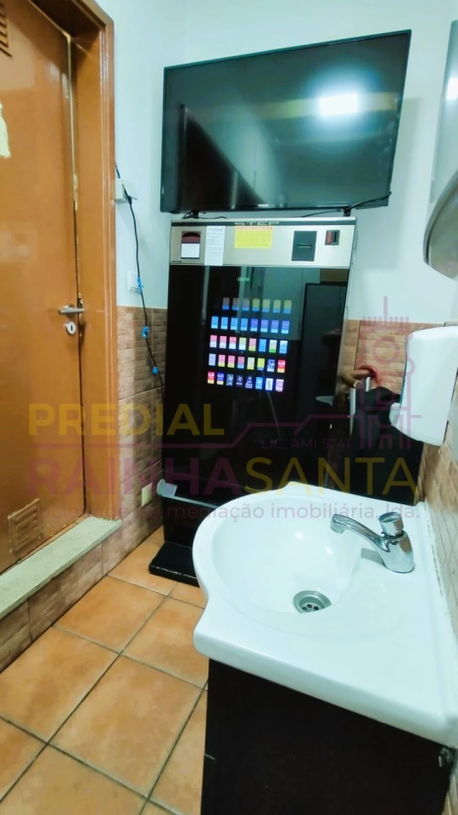 Negócio para Venda em Santo Antonio dos Olivais Foto 3