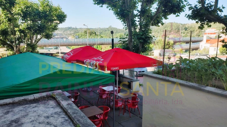 Negócio para Venda em Santo Antonio dos Olivais Foto 14