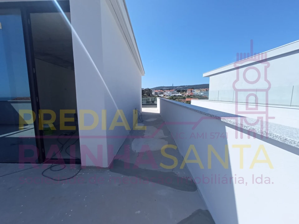 Moradia T5 para Venda em Buarcos Foto 2