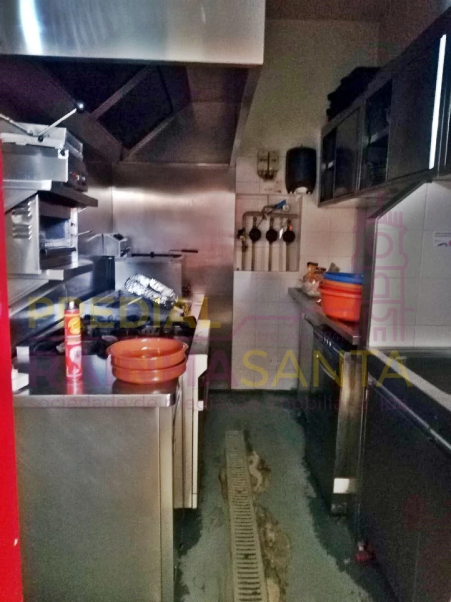 Loja para Venda em Sé Nova, Santa Cruz, Almedina e São Bartolomeu Foto 2