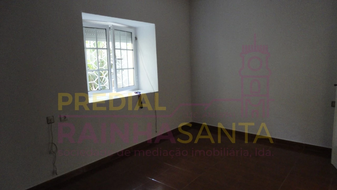 Moradia T2 para Venda em Souselas e Botão Foto 4