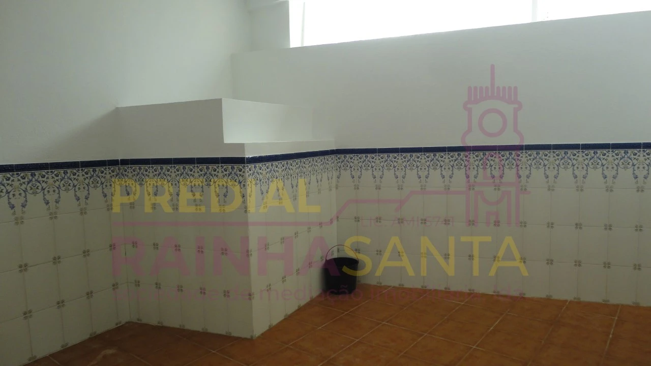 Moradia T2 para Venda em Souselas e Botão Foto 11