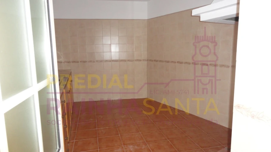 Moradia T2 para Venda em Souselas e Botão Foto 8