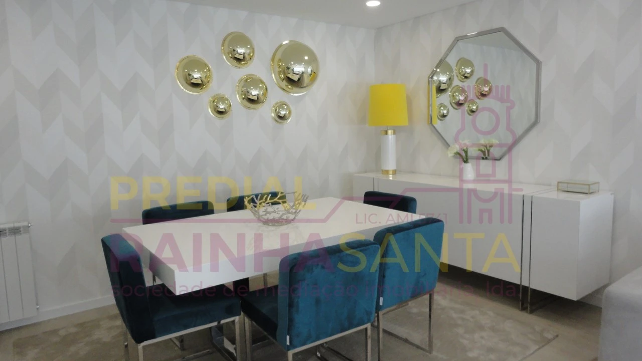 Apartamento T4 para Venda em Buarcos Foto 7