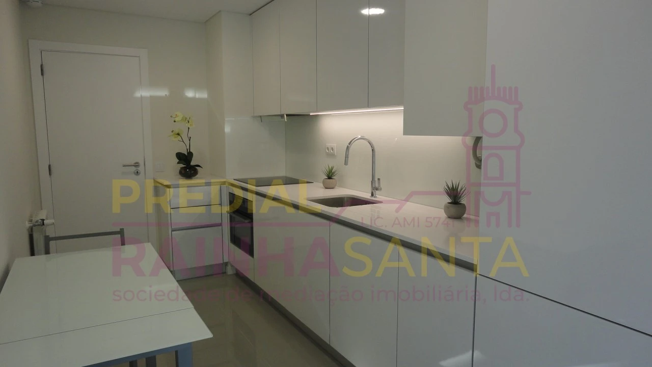 Apartamento T4 para Venda em Buarcos Foto 21