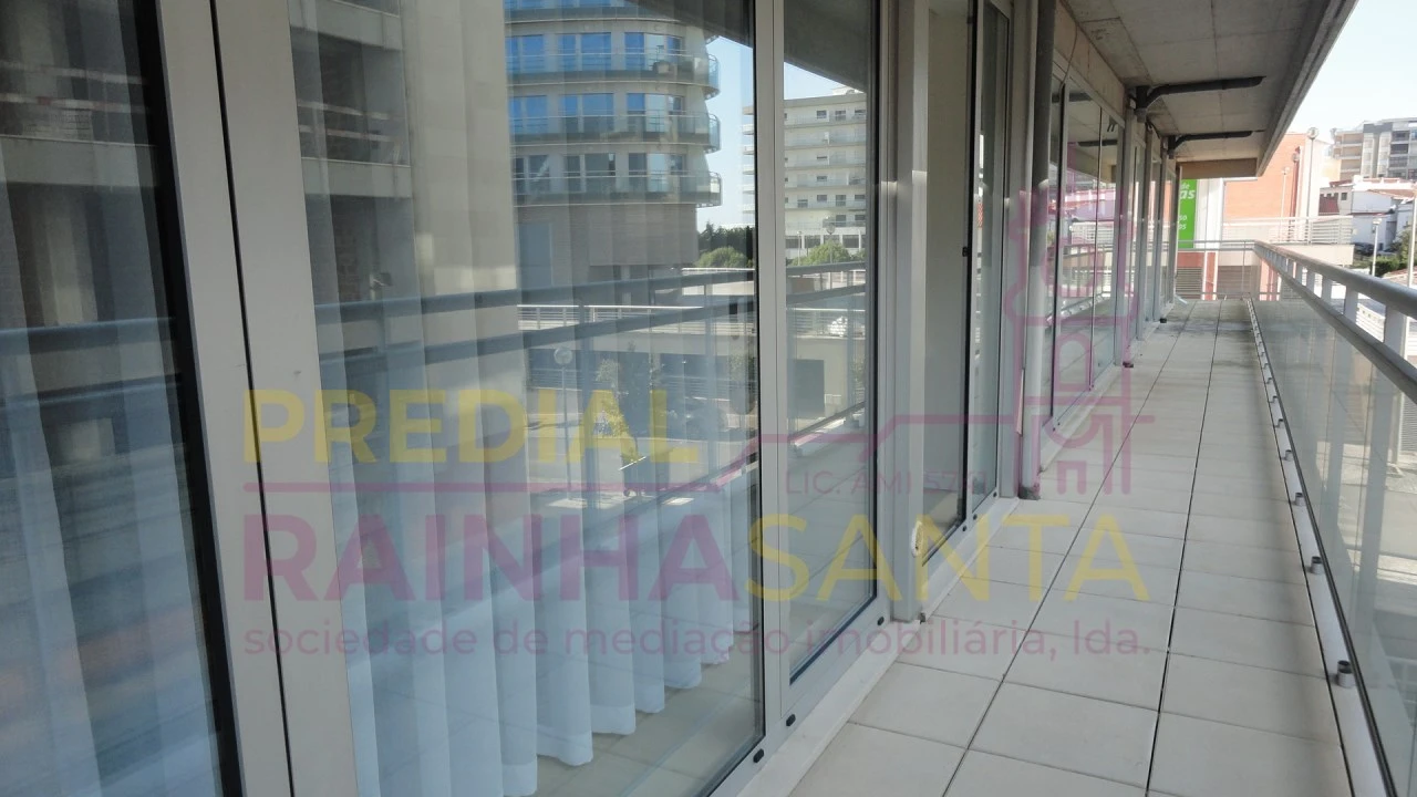 Apartamento T4 para Venda em Buarcos Foto 22