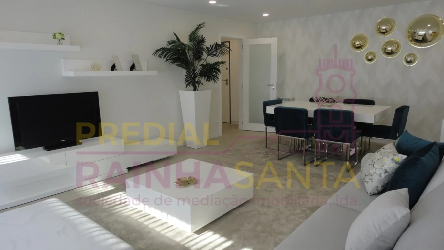 Apartamento T4 para Venda em Buarcos Foto 1