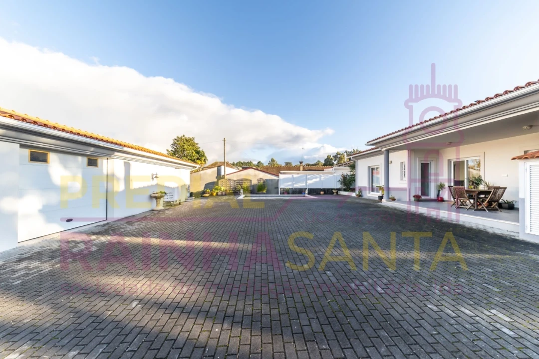 Moradia T3 para Venda em Cadima Foto 21