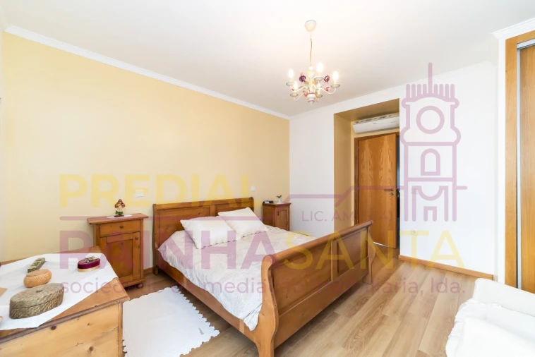 Moradia T3 para Venda em Cadima Foto 11