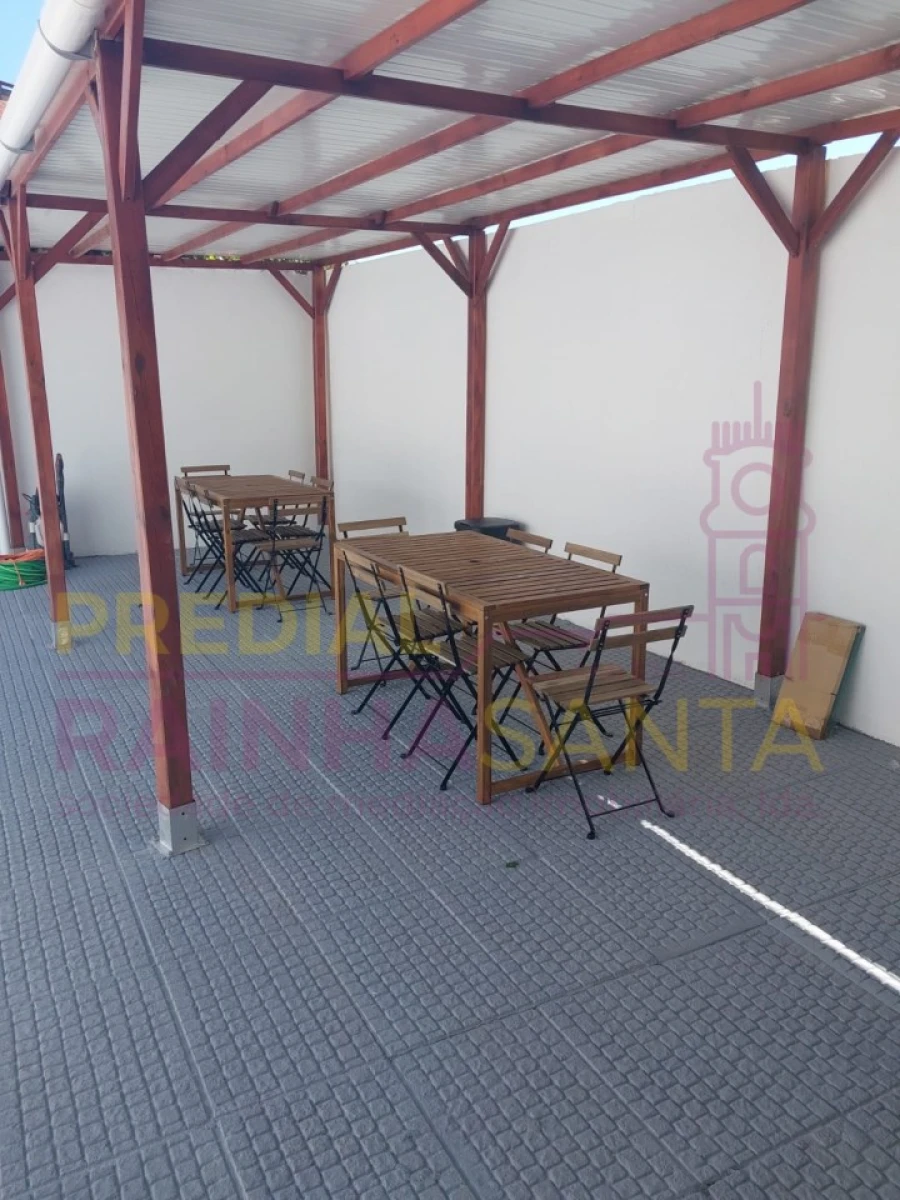 Moradia T9 para Venda em Ajuda Foto 13