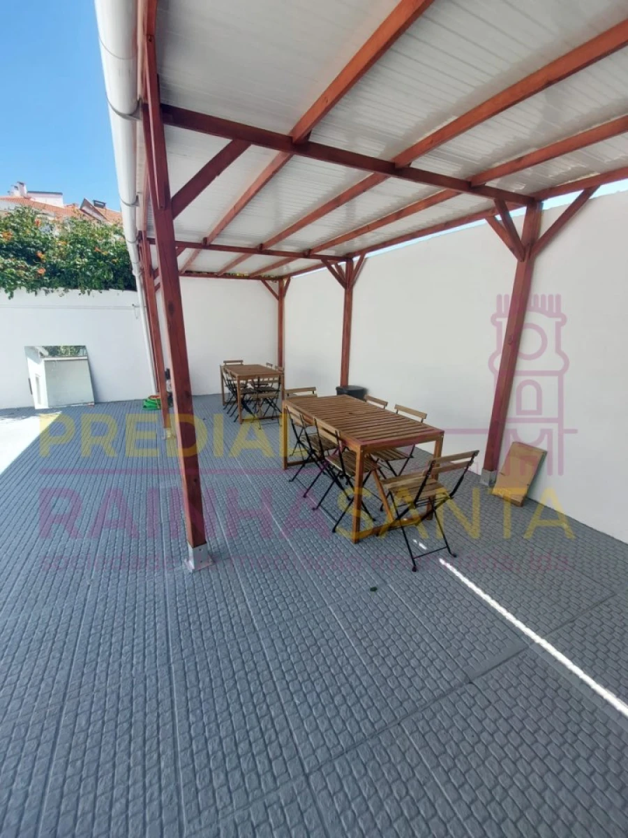 Moradia T9 para Venda em Ajuda Foto 14