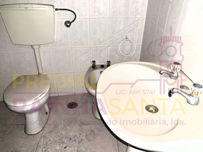 Moradia para Venda em Candosa Foto 4