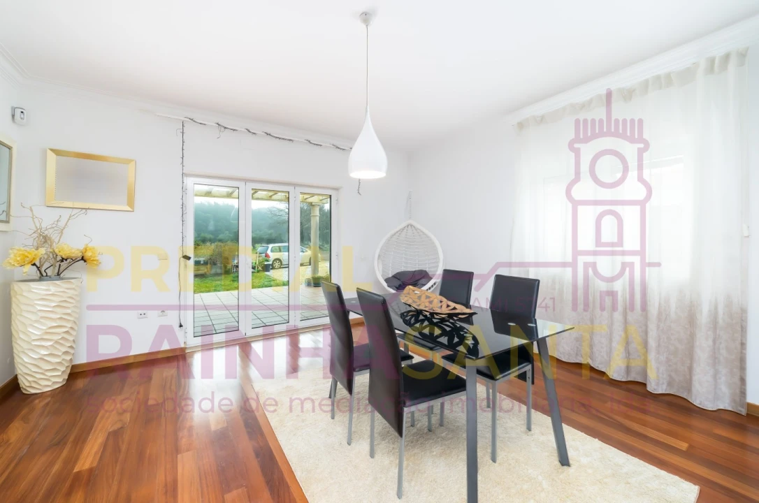 Moradia T3 para Venda em Gandaras Foto 9