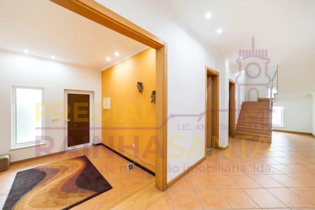 Moradia T3 para Venda em Gandaras Foto 18