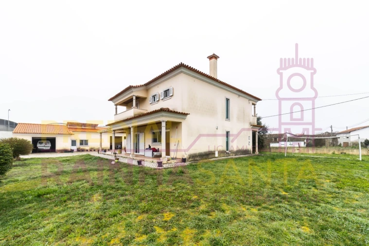 Moradia T3 para Venda em Gandaras