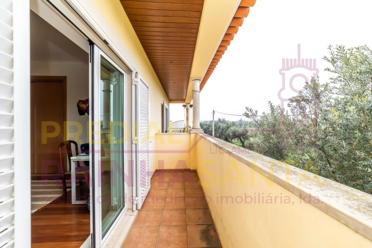 Moradia T3 para Venda em Gandaras Foto 24