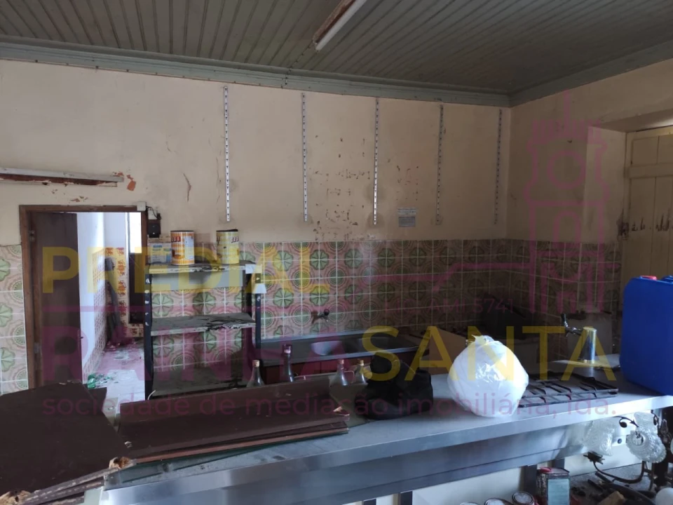Loja para Venda em Arrimal e Mendiga Foto 6