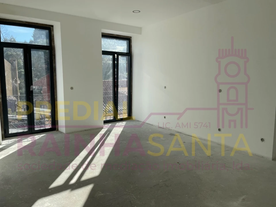 Prédio para Venda em Vila Cova de Alva e Anseriz Foto 16