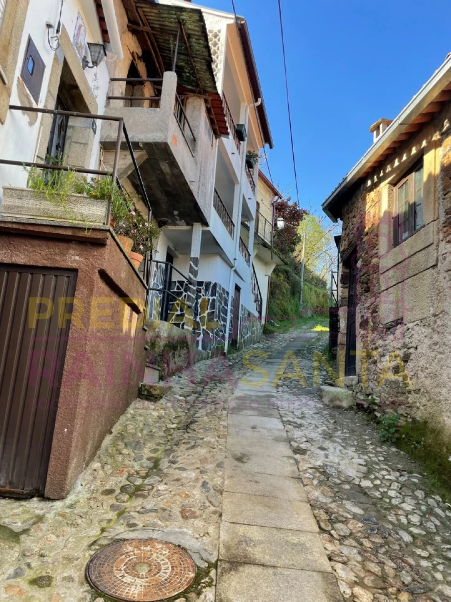 Prédio para Venda em Vila Cova de Alva e Anseriz Foto 28