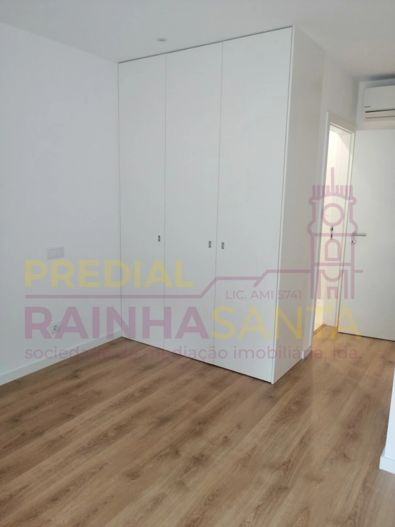 Apartamento T2 para Venda em Eiras e São Paulo de Frades Foto 4