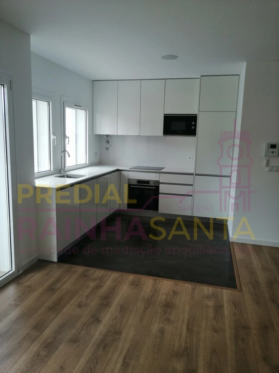 Apartamento T2 para Venda em Eiras e São Paulo de Frades Foto 2