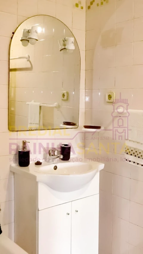 Apartamento para Venda em Sé Nova, Santa Cruz, Almedina e São Bartolomeu