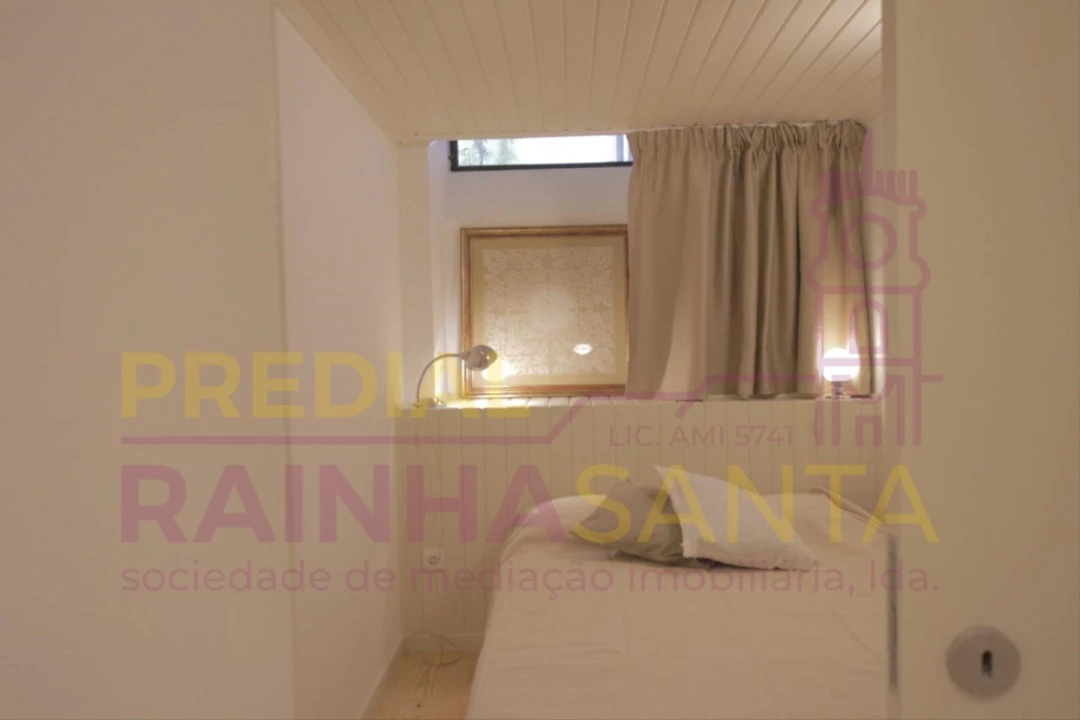 Apartamento T1 para Arrendamento em Sé Nova, Santa Cruz, Almedina e São Bartolomeu Foto 5