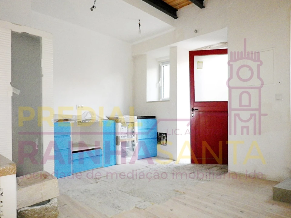 Moradia T2 para Venda em Montemor-O-Velho e Gatões Foto 3