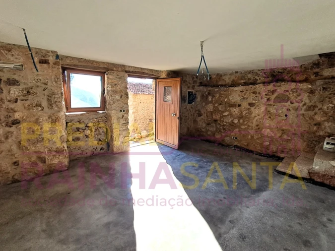 Moradia T2 para Venda em Cumeeira Foto 4