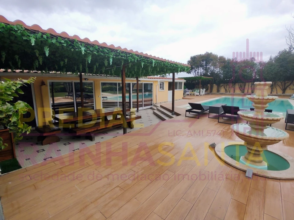 Quinta T4 para Venda em São João das Lampas e Terrugem Foto 4