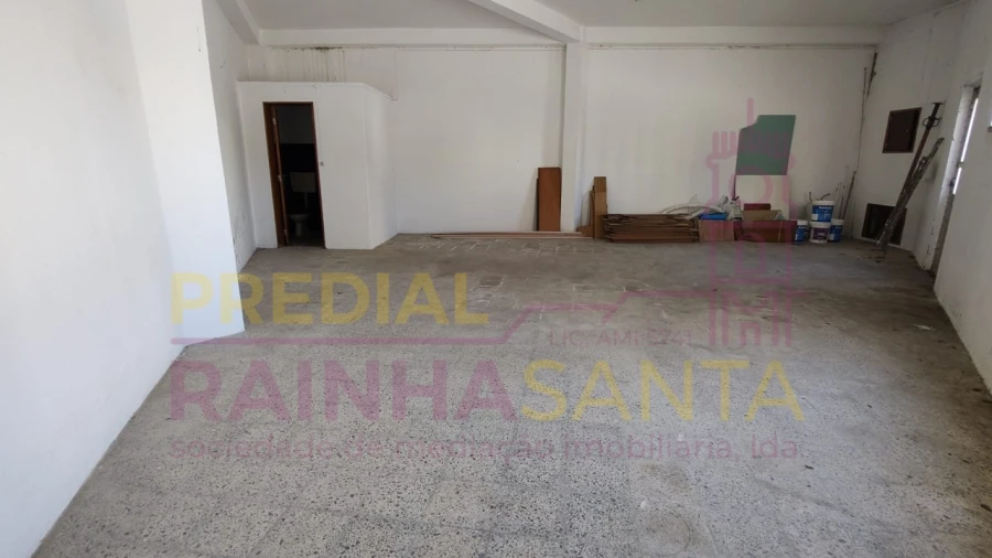 Armazém para Venda em Guarda Foto 4