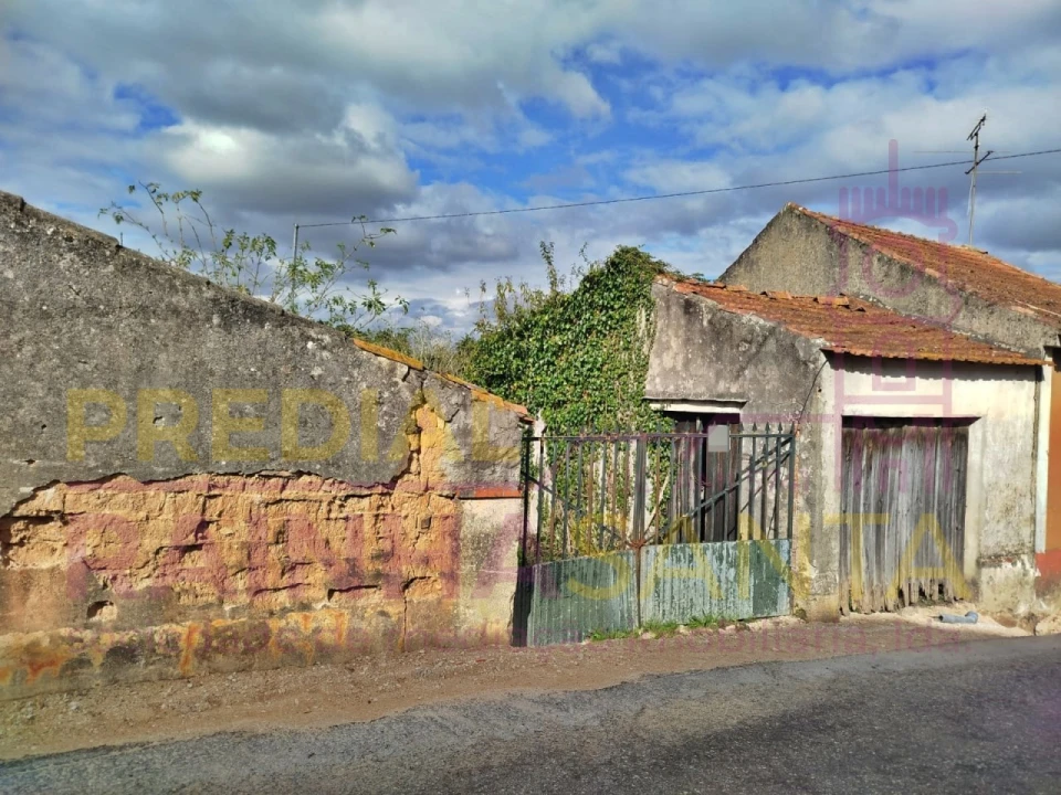 Moradia T2 para Venda em Gesteira e Brunhós Foto 10