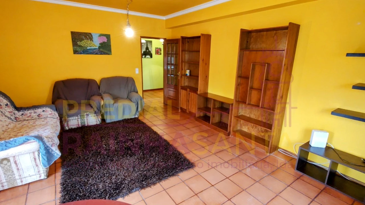 Apartamento T1 para Arrendamento em Sé Nova, Santa Cruz, Almedina e São Bartolomeu Foto 4