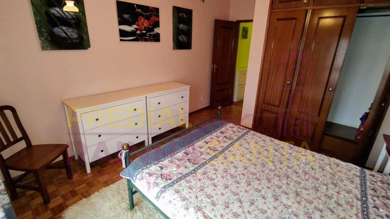 Apartamento T1 para Arrendamento em Sé Nova, Santa Cruz, Almedina e São Bartolomeu Foto 6