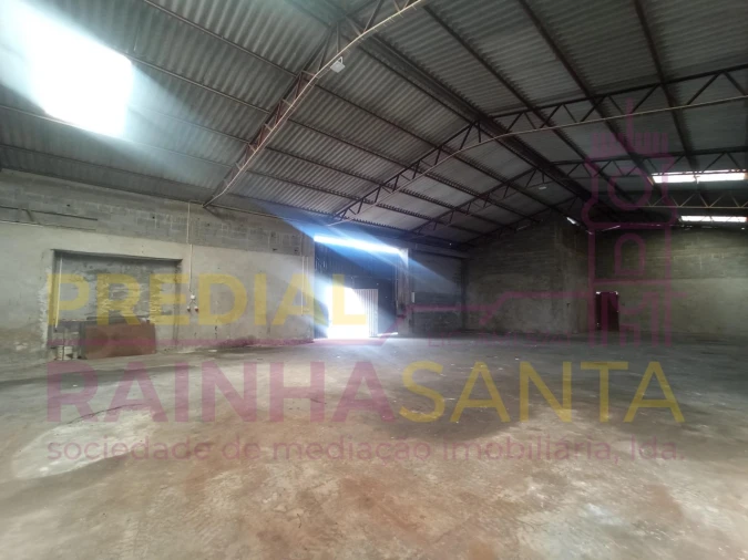 Armazém para Arrendamento em Samuel Foto 3