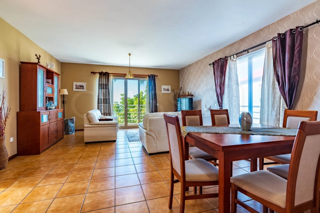 Moradia T3 para Venda em Imaculado Coração de Maria Foto 5