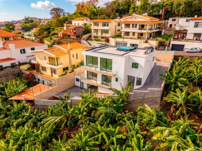 Moradia T4 para Venda em Imaculado Coração de Maria Foto 5